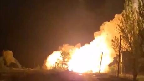 VIDEO: Misiles termobáricos rusos destruyen una posición de las tropas de Ucrania en Donbass