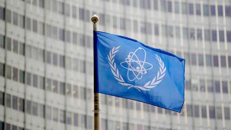 Avanza en el Parlamento iraní el plan para suspender la cooperación con el OIEA