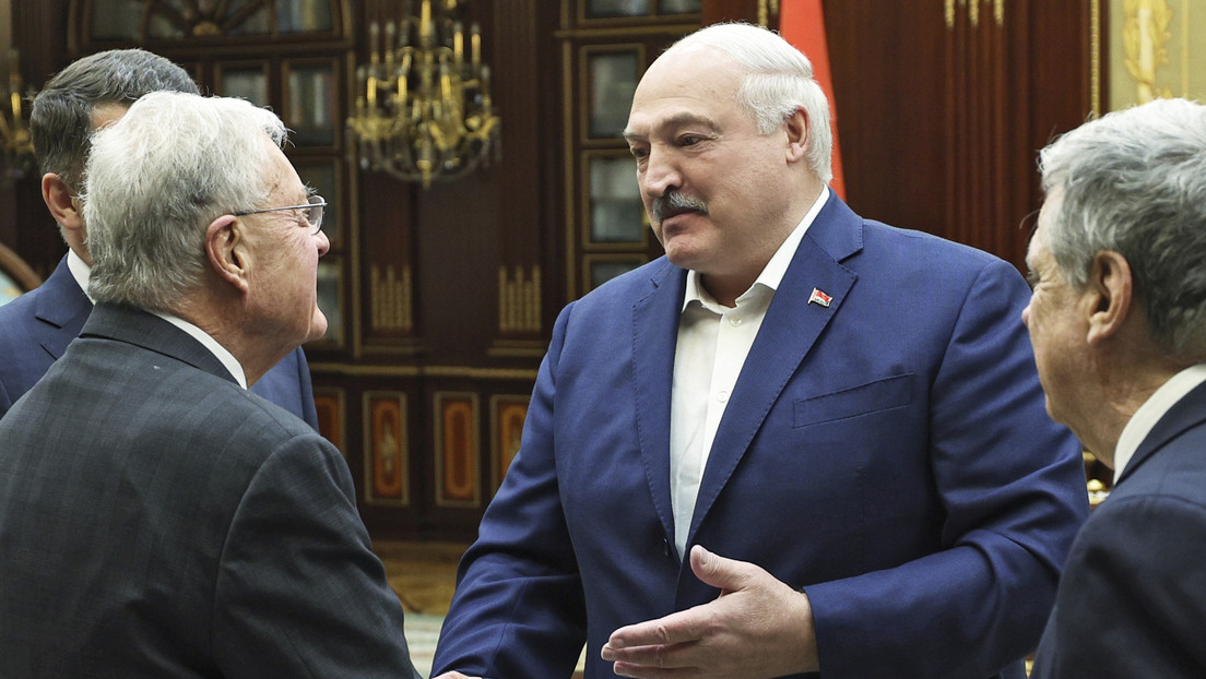 Lukashenko: Kellogg prometió "trabajar" para que las fuerzas de Kiev no ataquen a Rusia