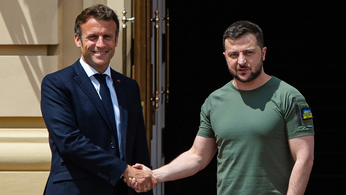 Le Monde revela por qué Macron llamó a Zelenski tras hablar con Putin