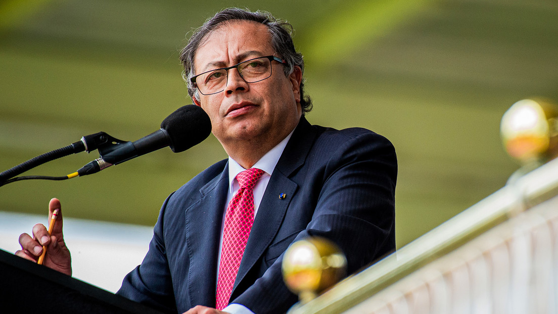 ¿Reunión con un narco? El viaje de Petro que desata un escándalo nacional