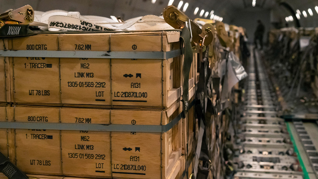 Lluvia de críticas y presión de un aliado sobre el Pentágono por dejar de enviar ciertas armas a Kiev