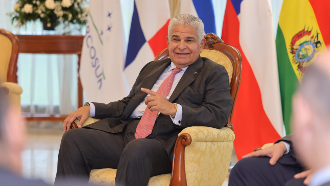 Mulino ratifica la "neutralidad" del canal de Panamá ante cualquier conflicto bélico