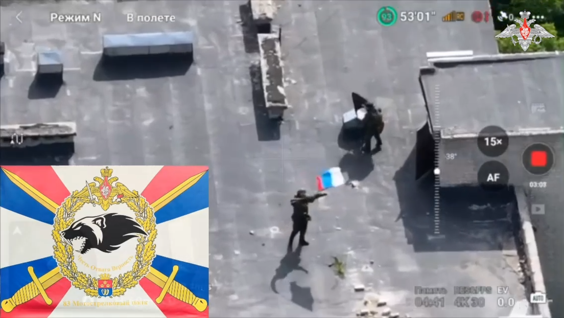 VIDEO: Comando de asalto iza la bandera rusa en una localidad de la provincia de Járkov