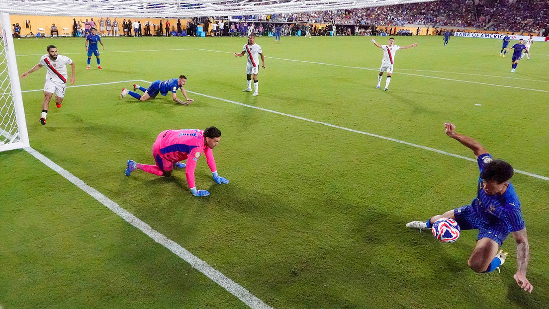 "Gran partido con mucho dramatismo": Lavrov incorpora toque futbolístico a diálogo con su par saudita (VIDEO)