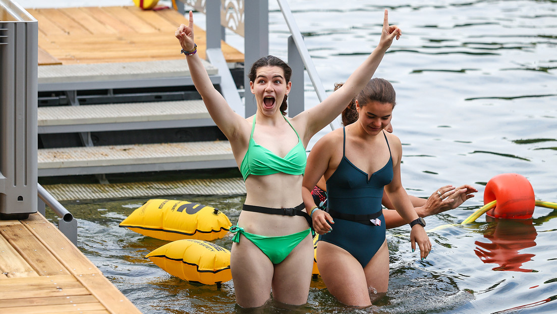 París autoriza a bañarse en el río Sena tras más de 100 años