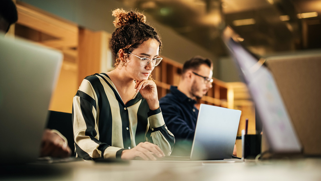 Revelan los efectos de una semana laboral de 4 días tras probarlo por 6 meses