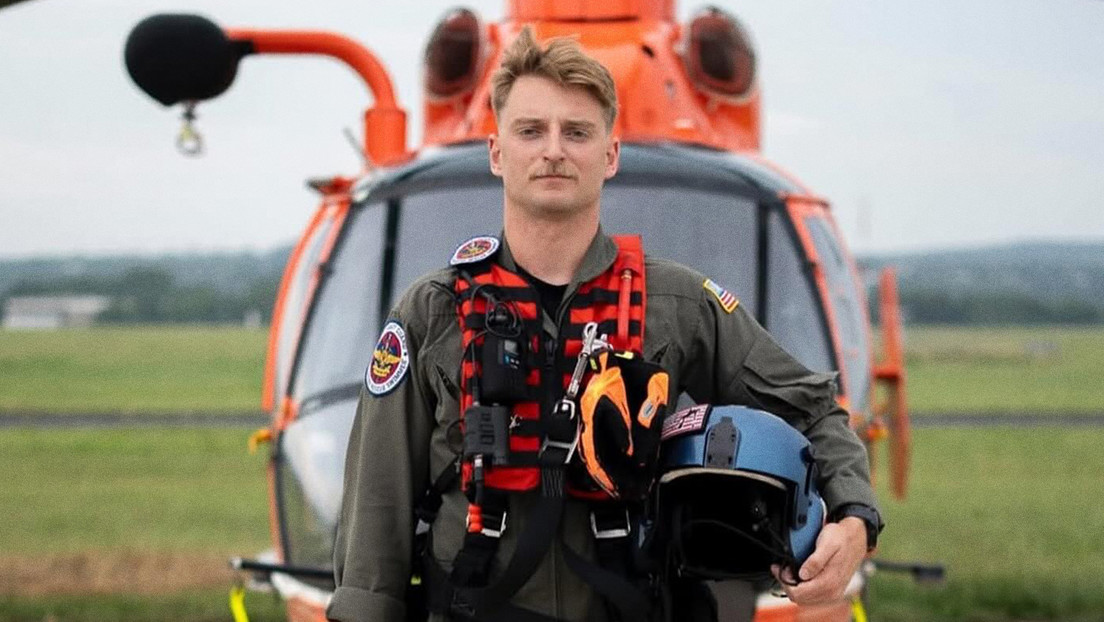 Guardacostas salva a más de 165 personas en su primera misión durante las inundaciones de Texas