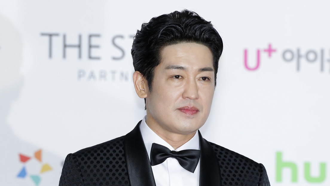 VIDEO: Actor de 'El juego del calamar' sorprende cantando en ruso una popular canción soviética