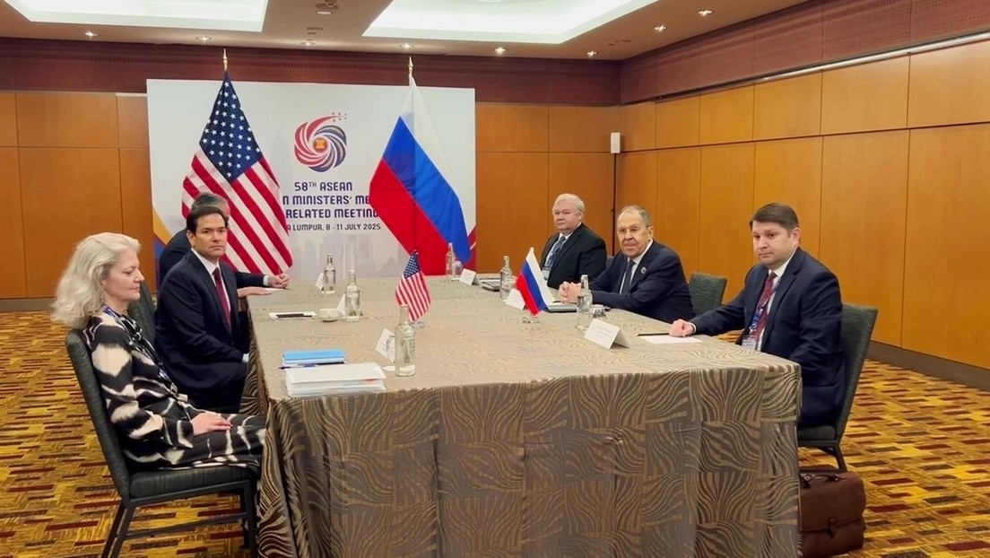 Lavrov se reúne con Marco Rubio en Malasia