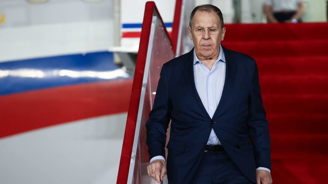 Lavrov llega a la República Popular Democrática de Corea