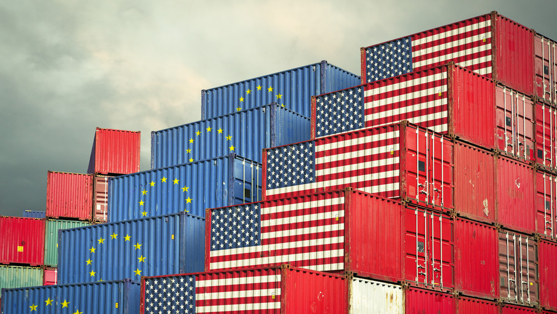 Trump le da una bofetada arancelaria a la UE en su guerra comercial