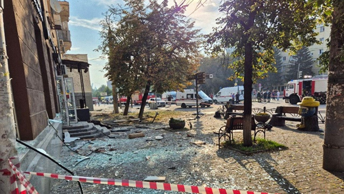 Autos en llamas, casas dañadas y ventanas rotas: ciudad rusa es atacada por drones ucranianos (FOTOS, VIDEOS)