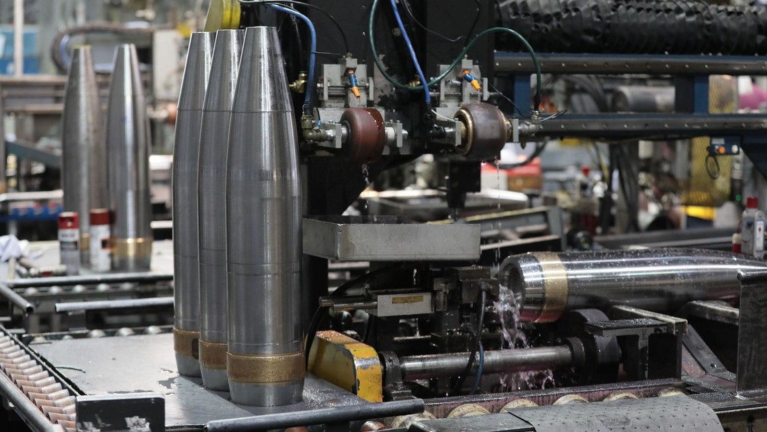 Embajador de EE.UU. ante la OTAN: "Europa no puede fabricar el armamento necesario para Ucrania"