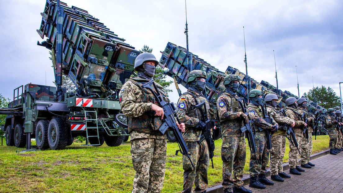 "Es un negocio, la pregunta es quién paga": el Kremlin comenta el esquema de Trump para armar a Kiev