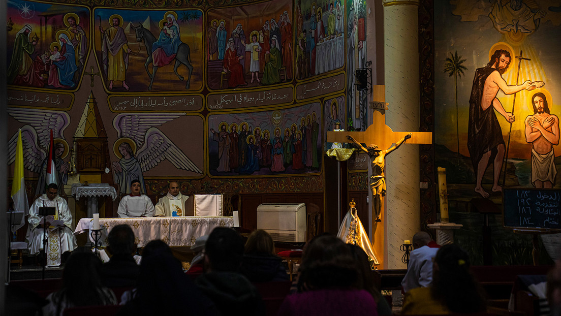 Israel bombardea la iglesia católica de Gaza donde predica un cura argentino amigo de Francisco