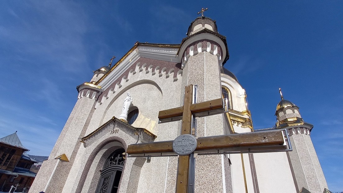 Incendian un templo de la comunidad húngara al oeste de Ucrania y Budapest reacciona