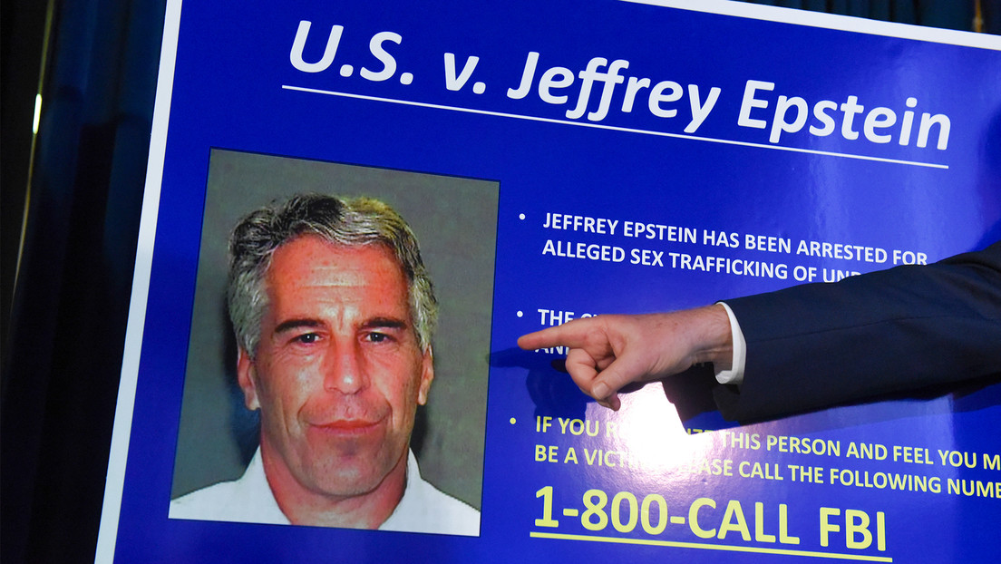 Mike Pence "no ve ninguna razón" por la que no se deba hacer públicos todos los archivos de Epstein