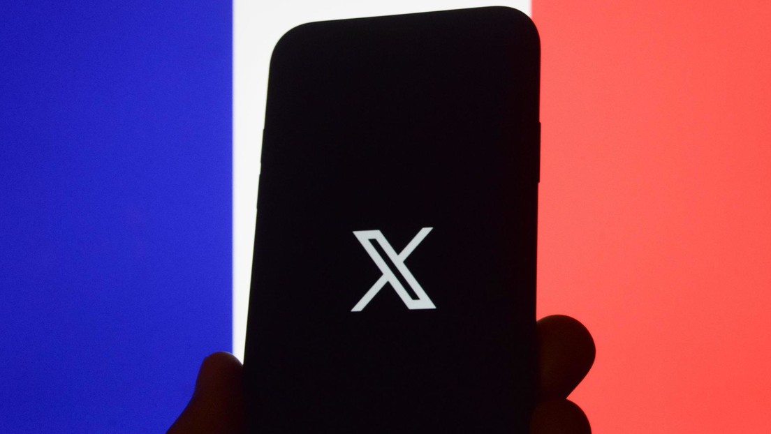 Francia exige a X acceso a sus algoritmos y datos de todas las publicaciones de sus usuarios