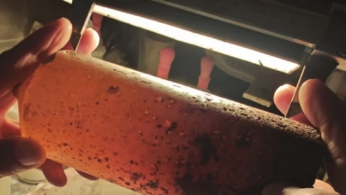 China fabrica el cristal para armas láser más grande del mundo