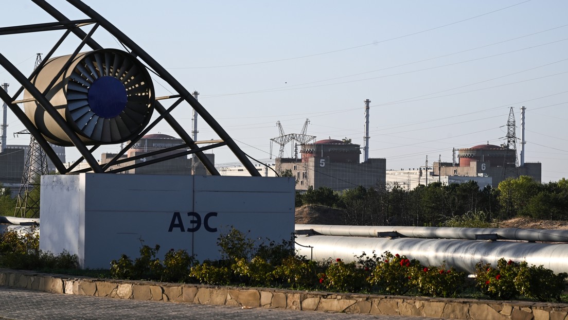 Rusia muestra a los inspectores del OIEA los daños por el ataque ucraniano contra la central nuclear de Zaporozhie