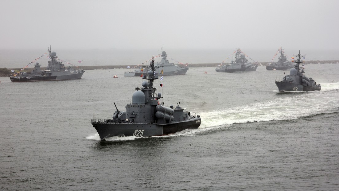 Putin: "La flota rusa estará equipada con la tecnología y las armas más modernas"