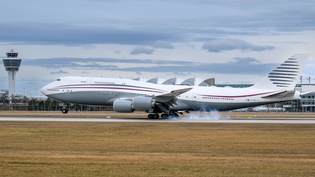 La desorbitante suma que podría costarle a EE.UU. el lujoso 'palacio volador' obsequiado por Catar