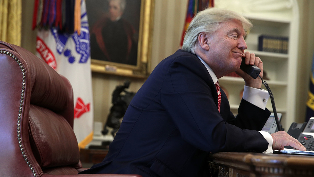 "Donaldddddd": Trump rompió el protocolo diplomático y dio su teléfono personal a líderes mundiales