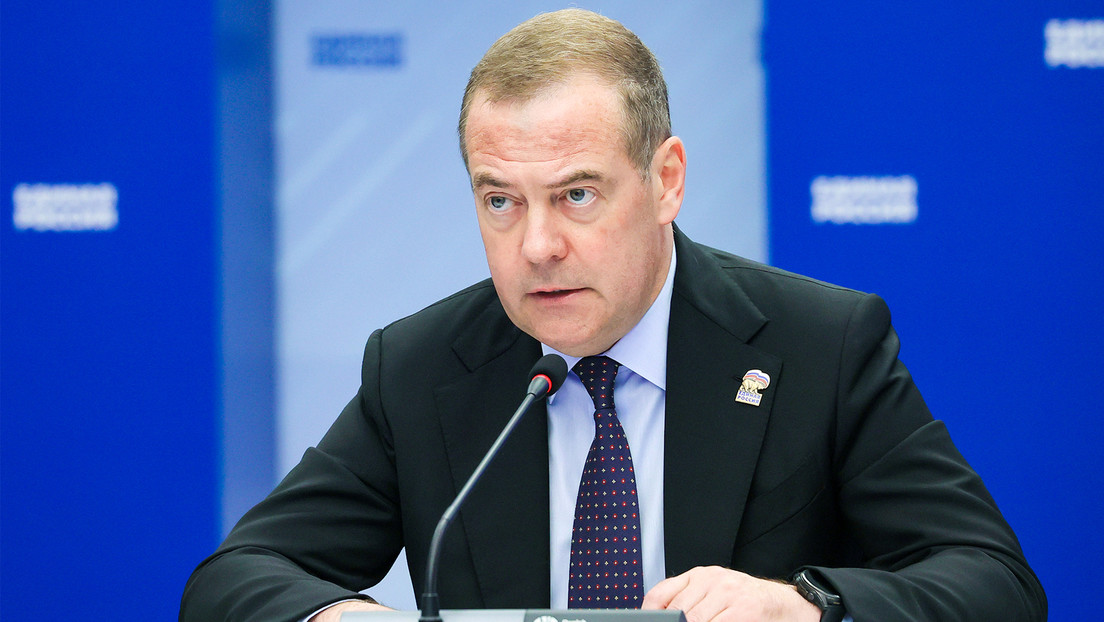 "¡No sigas el camino de Joe el dormilón!": Medvédev responde al ultimátum de Trump