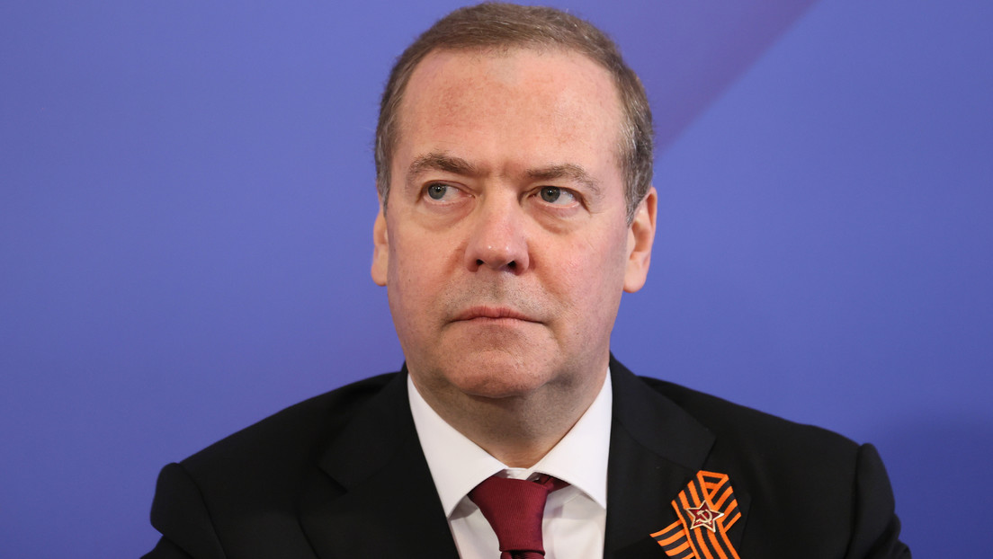 Medvédev a Lindsey Graham: "¡Trabaje en EE.UU. primero, abuelete!"