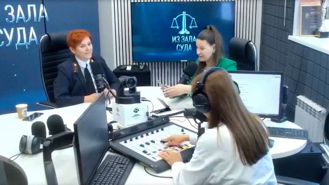"Amigos, todo está bien": el terremoto en Rusia sorprende a locutoras de radio en directo