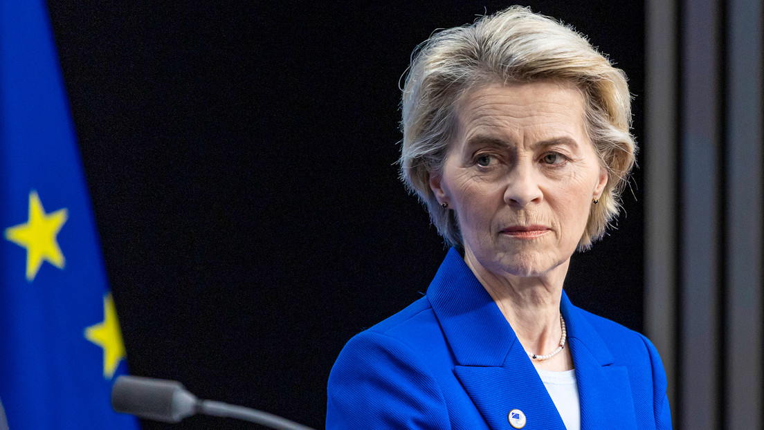 El 'arte' de arrodillarse: por qué Bruselas aceptó una "derrota catastrófica" ante Trump