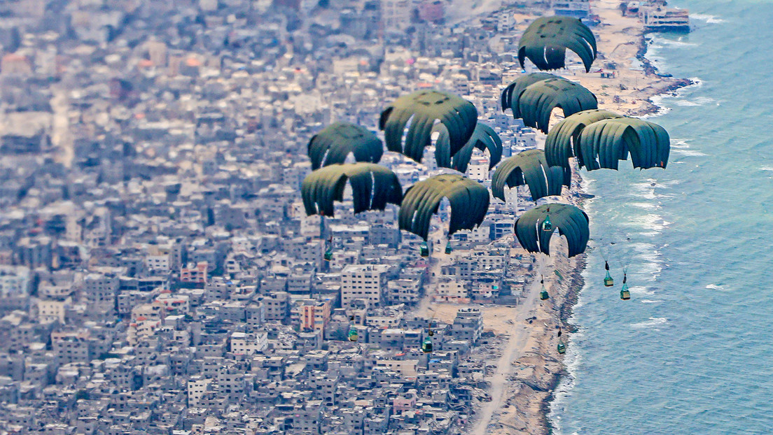 ¿Por qué las entregas aéreas de alimentos a Gaza son ineficaces?