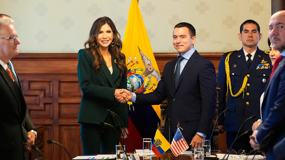 De qué trata el acuerdo firmado por Ecuador y EE.UU. durante visita de Kristi Noem