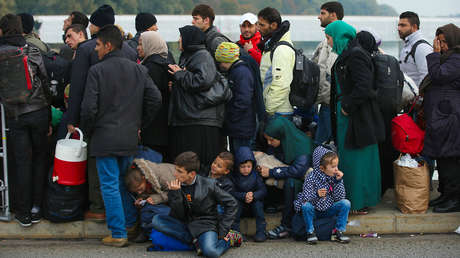 Introducen trabajo obligatorio para refugiados en estado de país europeo