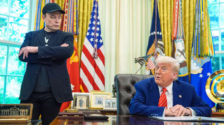 Trump: Hay que "echarle un vistazo" a la deportación de Elon Musk de EE.UU.