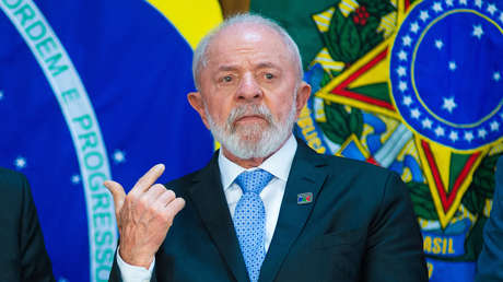 The Economist afea a Lula por no alinearse con Occidente y Brasil responde