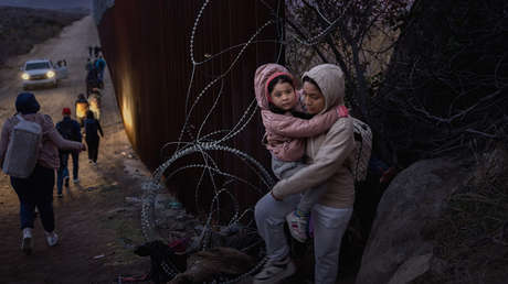 'Zar de la frontera' de Trump: Se reducen al mínimo histórico los cruces ilegales de la frontera de EE.UU.