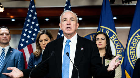 Congresista de EE.UU. llama a Petro "matón narcoterrorista socialista" en medio de la tensión entre Bogotá y Washington