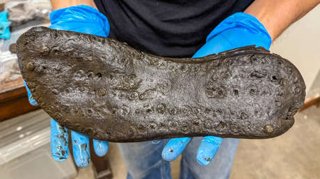Zapatos gigantes de hace 2.000 años desconciertan a arqueólogos