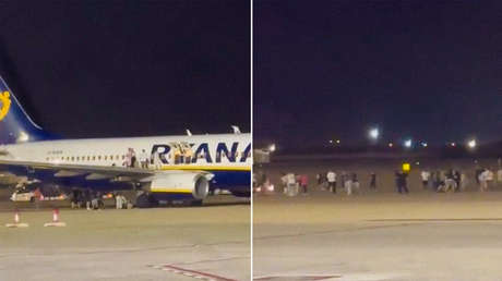 VIDEO: Pasajeros saltan de las alas de un avión tras incendio a bordo