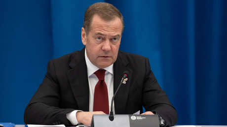 Medvédev se burla de Trump y responde a su promesa de enviar más armas a Ucrania