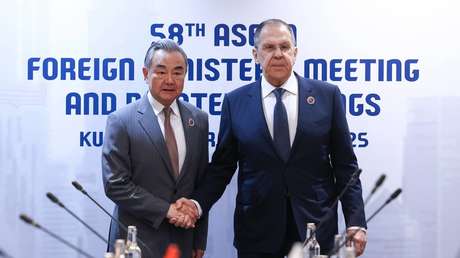 Lavrov destaca el "alcance global y el carácter estratégico" de las relaciones entre Rusia y China