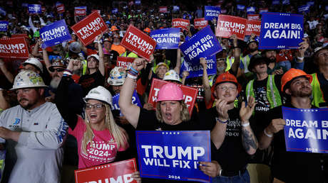 MAGA en alarma: envío de armas a Kiev aprobado por Trump descontenta a sus partidarios