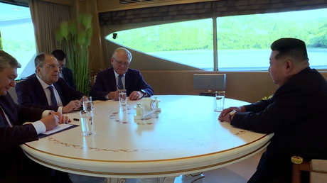 Kim Jong-un recibe a Lavrov como primer invitado extranjero del nuevo complejo turístico