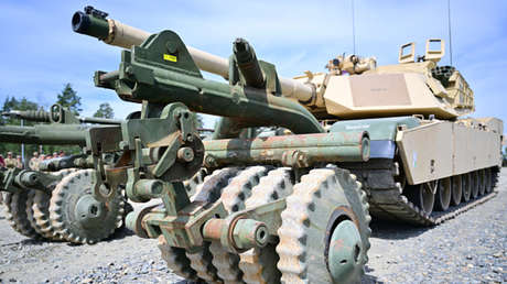 Diputado ucraniano: Entregas de armas de EE.UU. a Kiev solo "prolongarán la agonía del régimen"