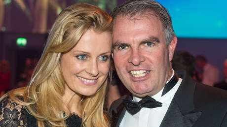 Investigan a la esposa del CEO de Lufthansa por atropellar mortalmente a una joven