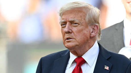 Diputado ucraniano: Supuesto consejo de Trump a Kiev de pasar a ofensiva es igual a "saltar de un 9.° piso"