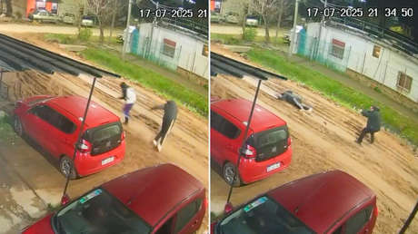 VIDEO: Un policía frustra un asalto haciendo frente a tres ladrones armados