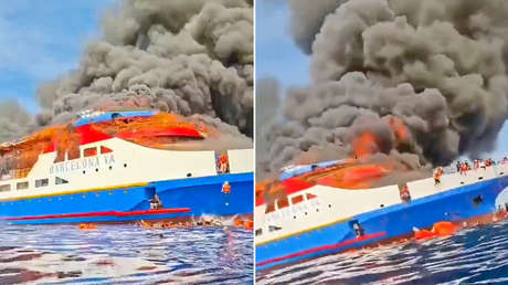 FUERTES IMÁGENES: Pasajeros de un barco en llamas saltan al agua presas del pánico en Indonesia